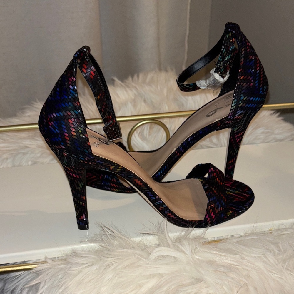 NWOT Multicolor Heels